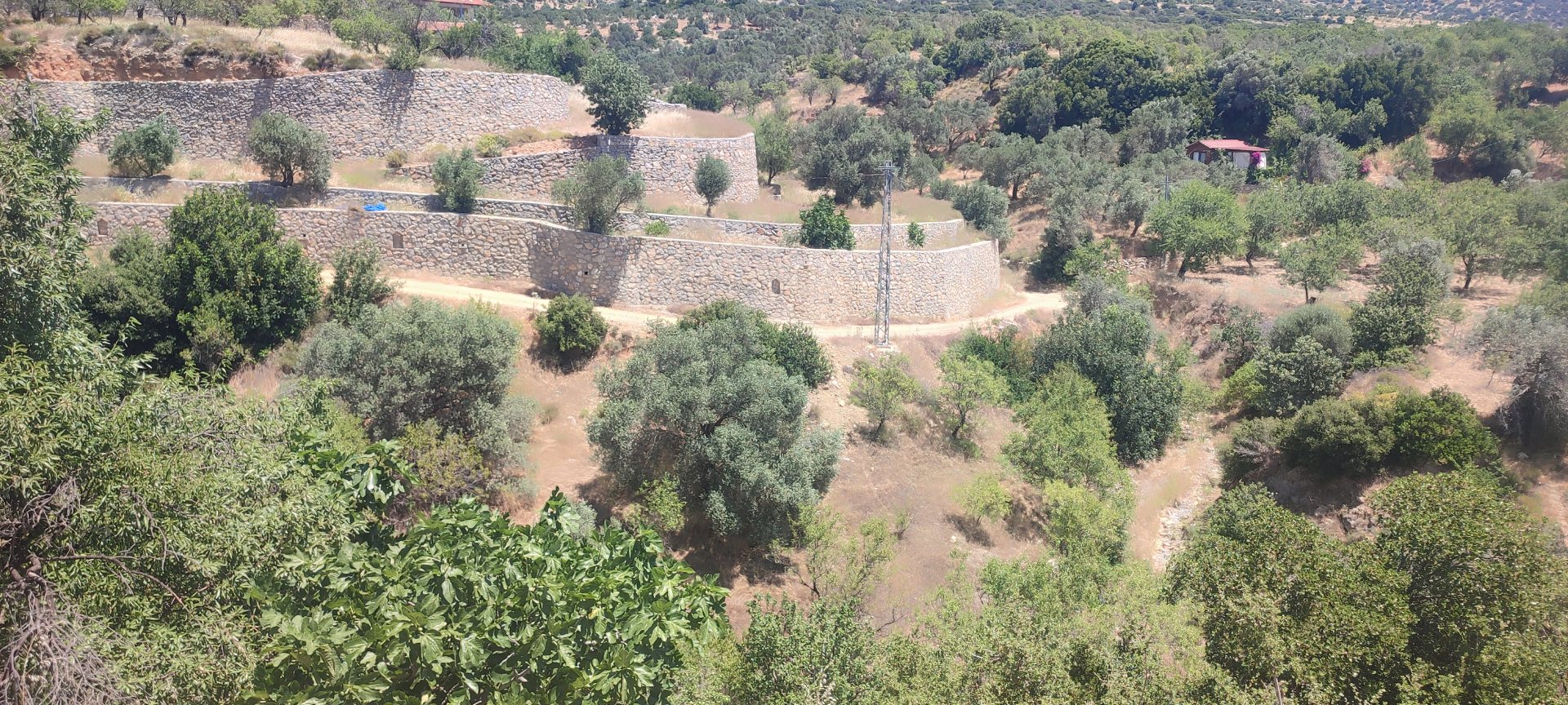 YERLEŞİM ALANI İÇİNDE FIRSAT ARAZİ