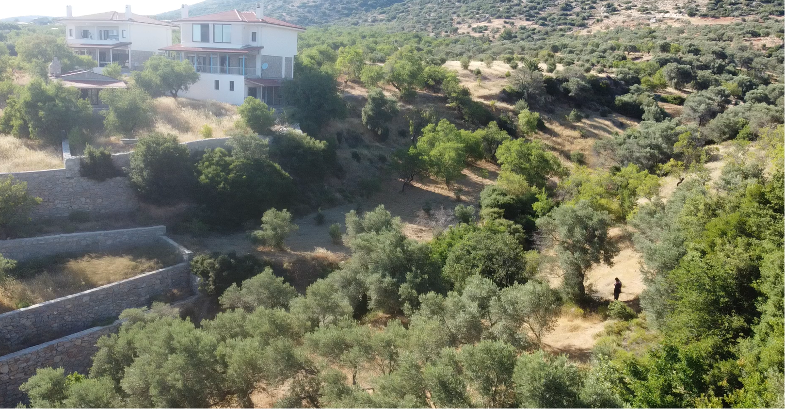 YERLEŞİM ALANINA YAKIN MUHTEŞEM LOKASYON
